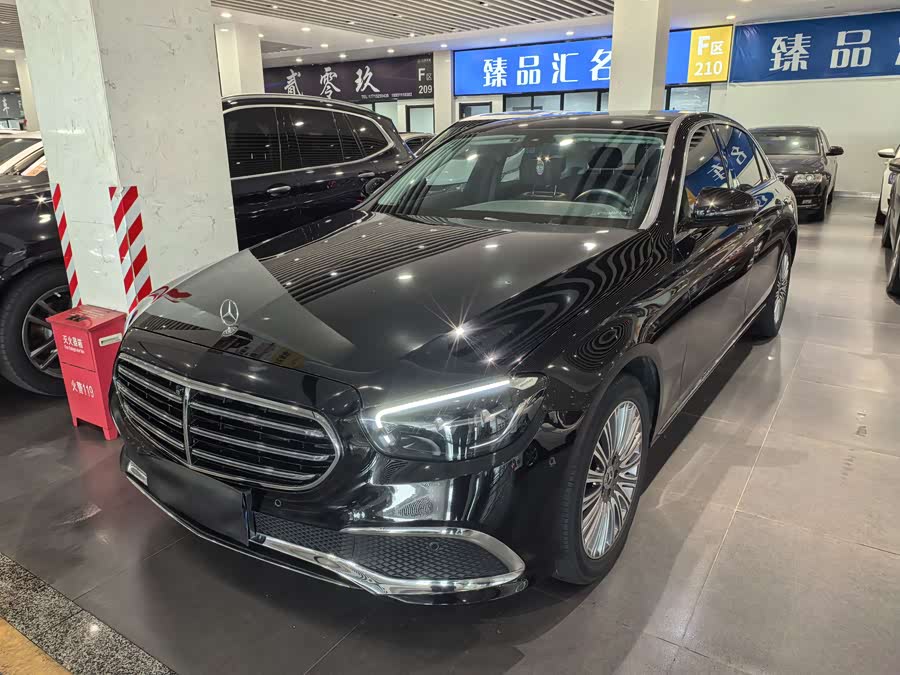 Mercedes-Benz E-Class 2023 E 300 L Fashion Edition