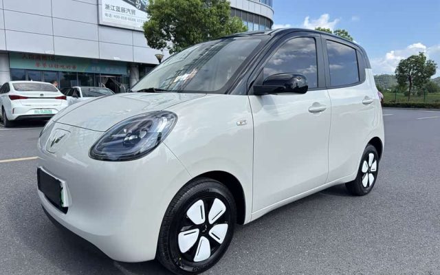 Hongguang MINIEV 2025 4th Generation 4-Door Premium+