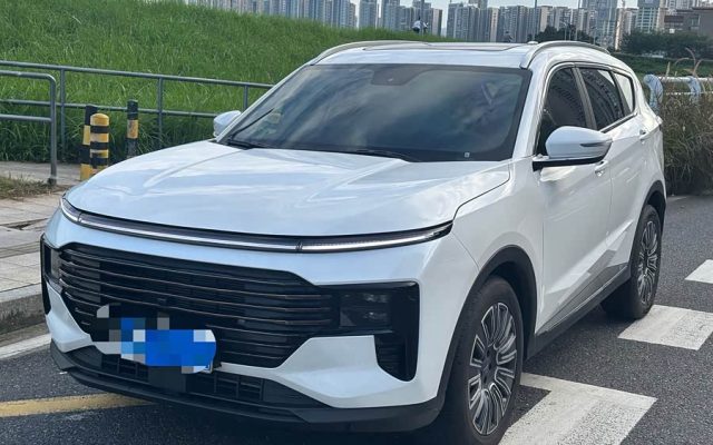 Jietu X70 PLUS 2025 1.5T Elite 5-seater