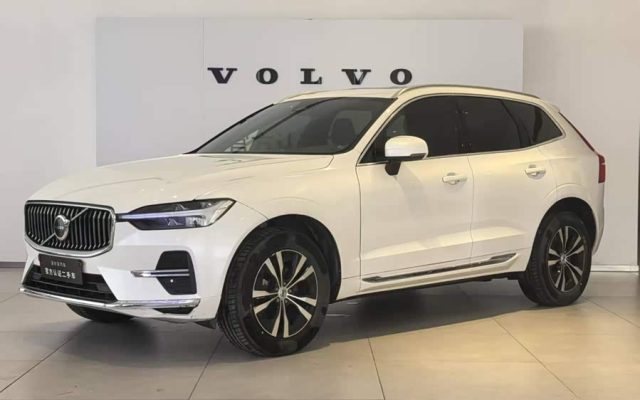 Volvo XC60 2025 B5 4WD Intelligent Luxury