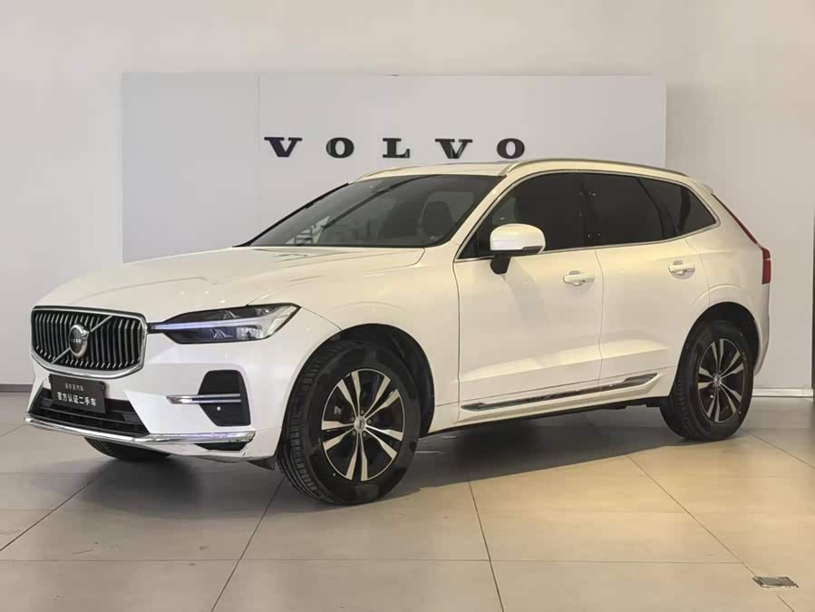 Volvo XC60 2025 B5 4WD Intelligent Luxury