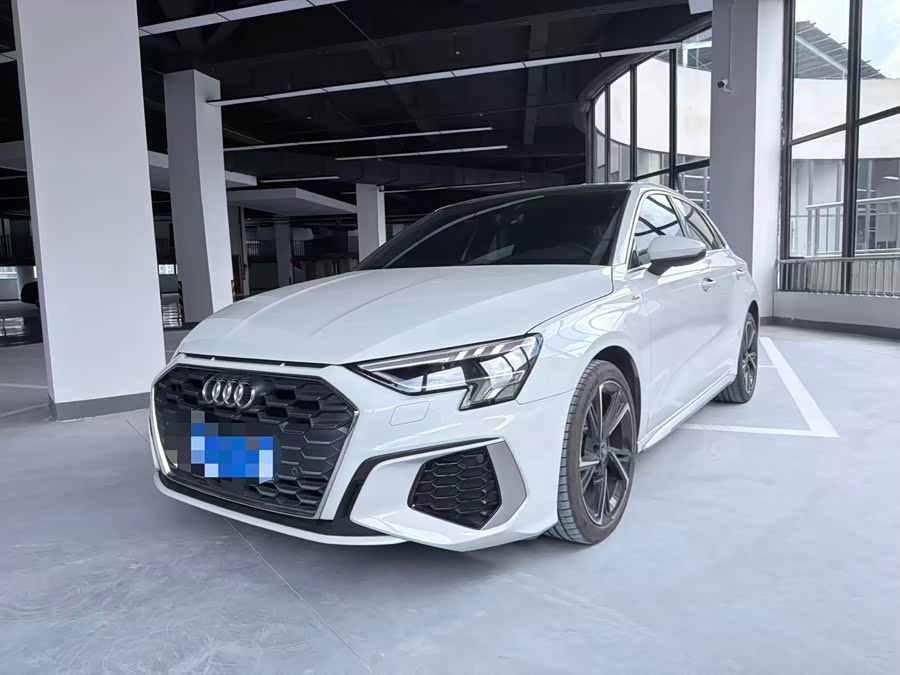 Audi A3 2023 Facelift A3L Limousine 35 TFSI Fashion Sport Type