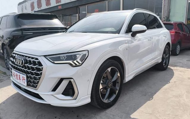 Audi Q3 2024 35 TFSI Fashion Dynamic Edition