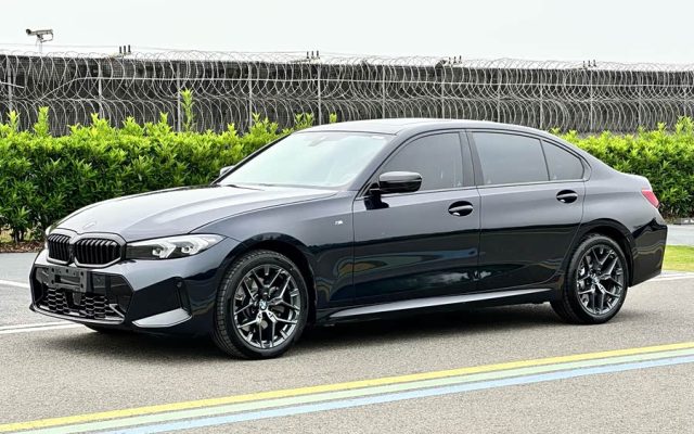 BMW 3 Series 2026 330Li M Sport Night Package