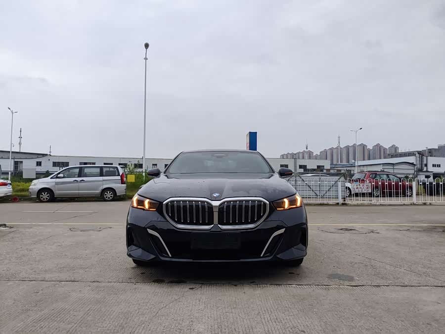 BMW 5 Series 2024 530Li Luxury M Sport Package