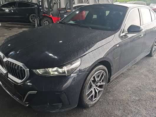 BMW i5 2024 eDrive 35L Luxury Package