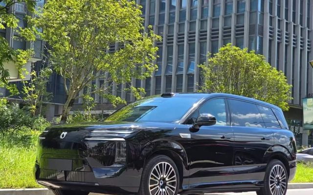 Denza N8L 2026 2WD Fast Charge Flagship