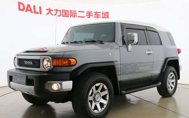 FJ Cruiser 2023 4.0L GX-R Middle East