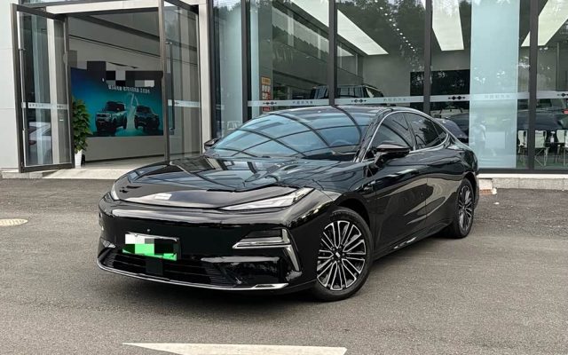 Galaxy Star 8 2025 130km EM-i Deluxe Edition