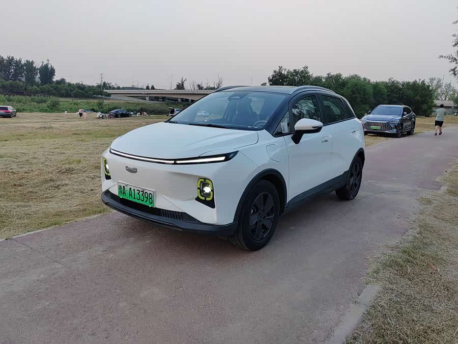 Geely Geometry E Firefly 2023 401KM Thunder Tiger 5-seater