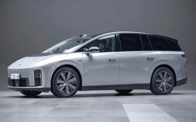 Li Auto i8 2025 Standard Edition
