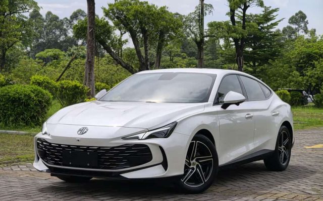 MG7 2025 1.5T 300 DCT Luxury