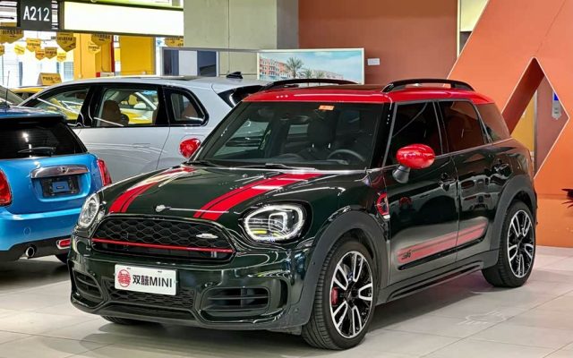 MINI JCW COUNTRYMAN 2.0T JOHN COOPER WORKS