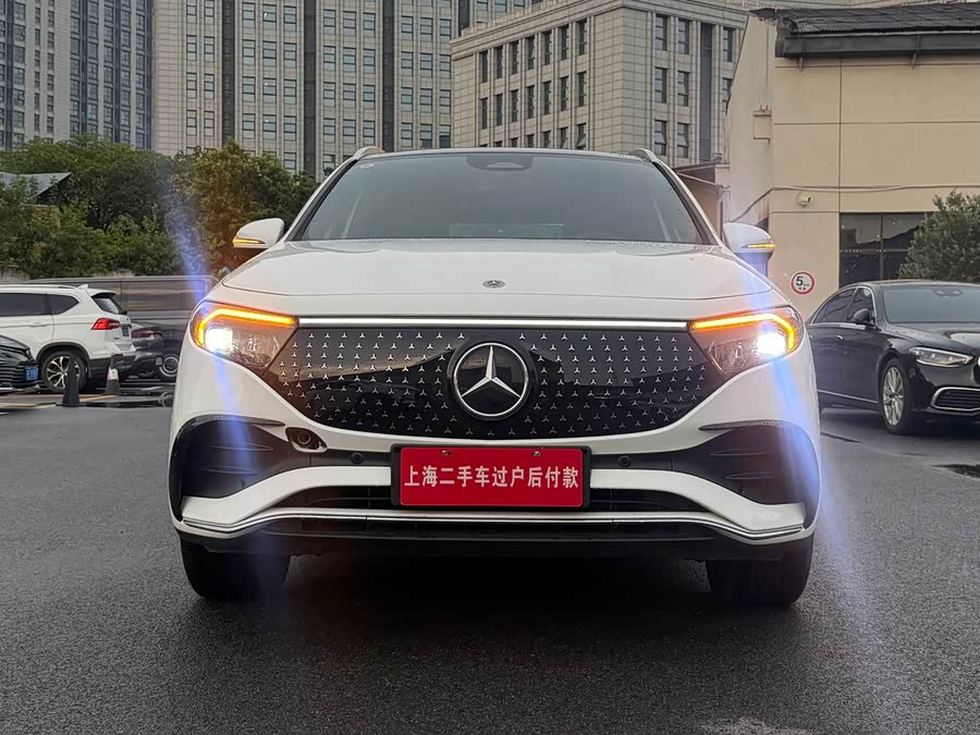 Mercedes-Benz EQA 260