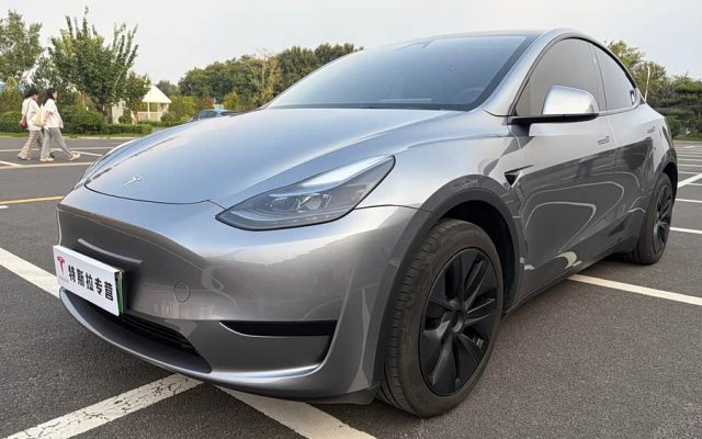 Model Y 2024 RWD