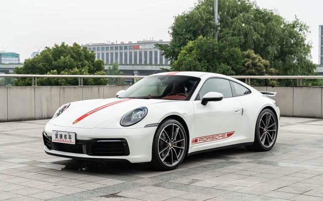 Porsche 911 2023 Carrera 3.0T