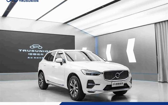 Volvo XC60 2025 B5 4WD Intelligent Luxury