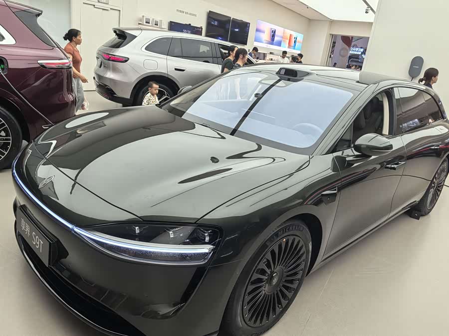 Xiangjie S9T 2025 EV RWD Max (896 Line Laser Radar)